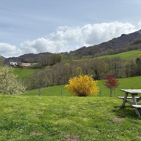 Вилла Le Pradima Mandailles-Saint-Julien Экстерьер фото