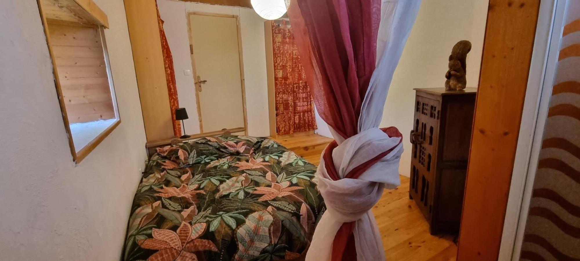 Вилла Le Pradima Mandailles-Saint-Julien Экстерьер фото